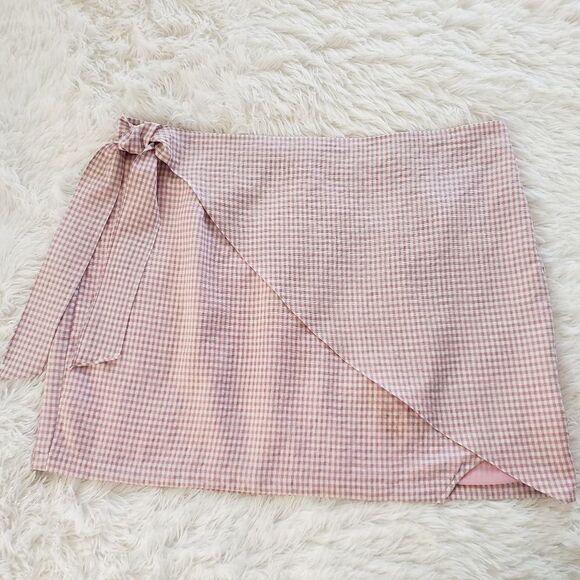 Showpo Women's Plus Size Faux Wrap Skirt - Picture 1 of 8